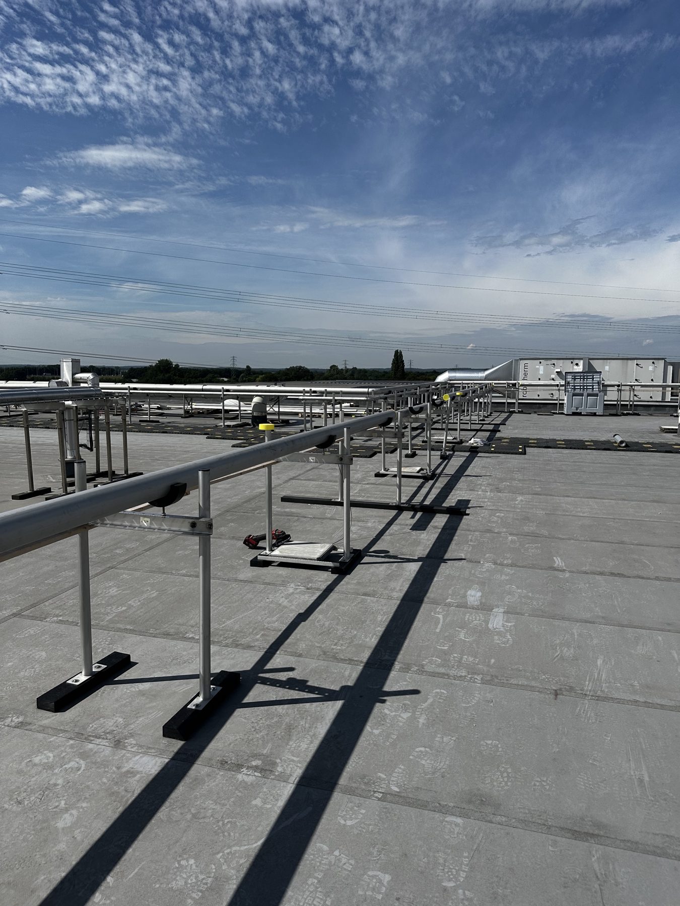 Rooftop utility piping